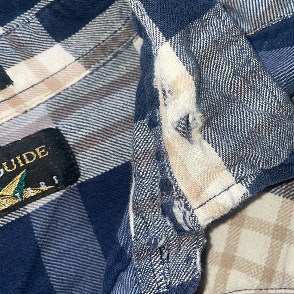 Canyon Guide Flannel - Picture 7 of 8